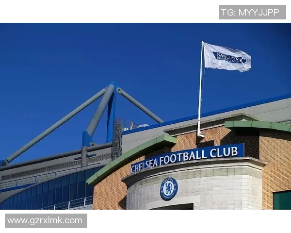 全球足球巨星英文名称大盘点 探索球场传奇背后的名字故事