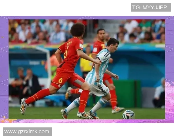 足球球星背后的传奇故事与成长历程揭秘